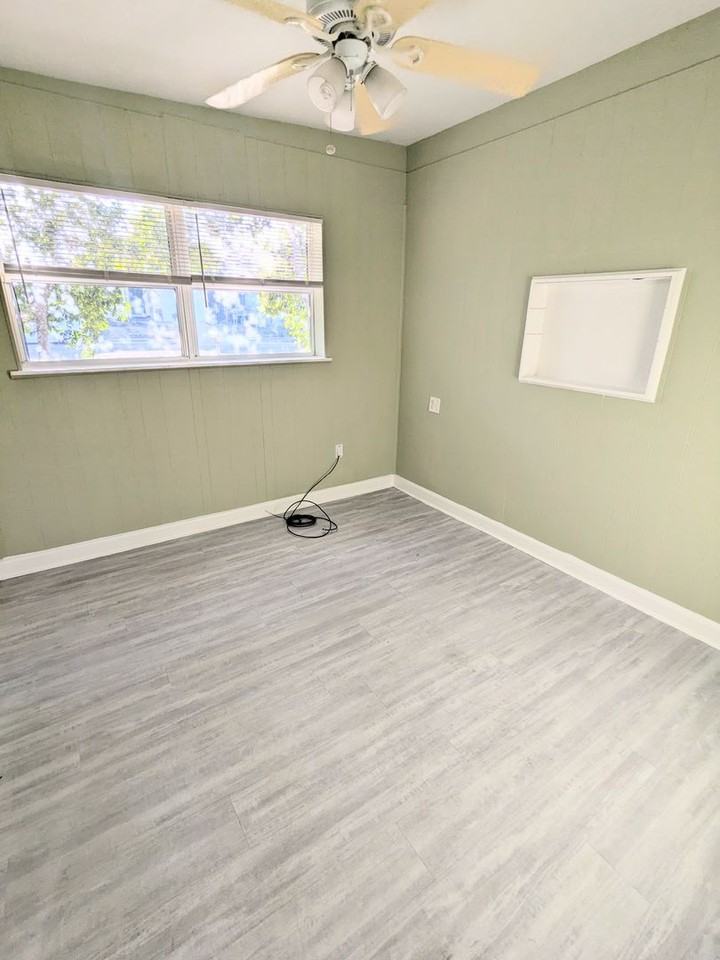 1013 Lewis Dr ##Db - Photo 7 of 13