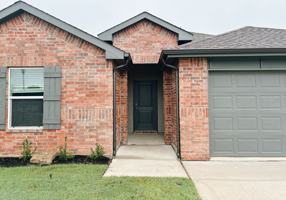 featured image of 2013 E Urbana St