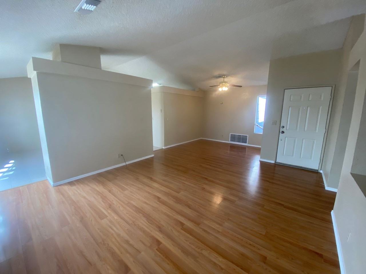 3701 Hatcher Pl - Photo 2 of 18