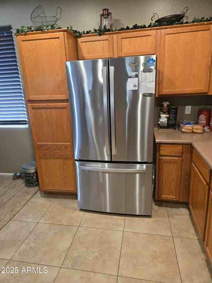 16671 N 169th Ave - Photo 4 of 17