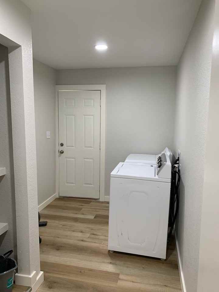 3014 Parkwood Rd - Photo 4 of 16