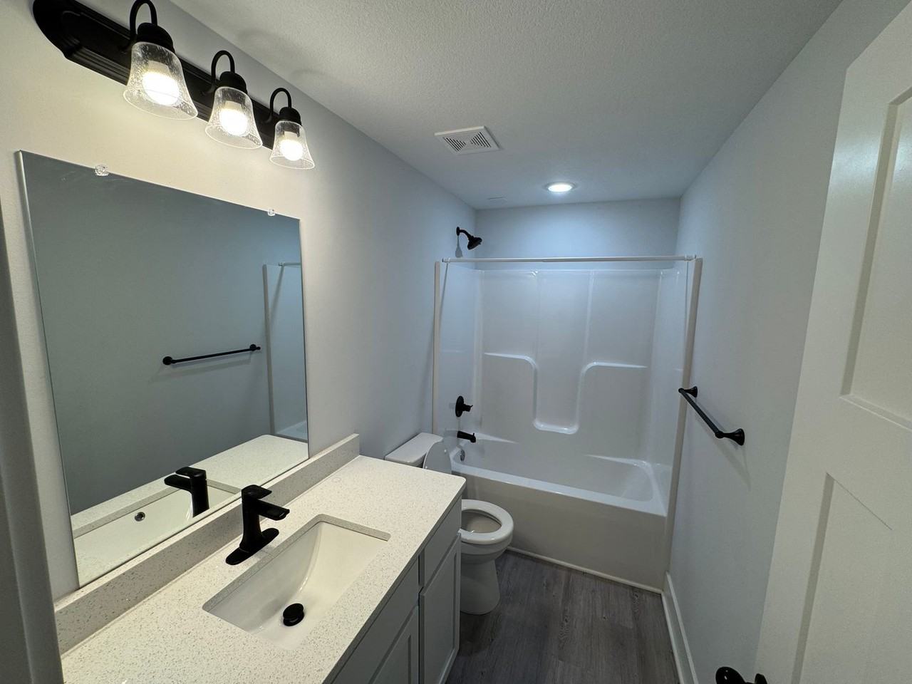 8717 E Summerside Pl - Photo 2 of 12