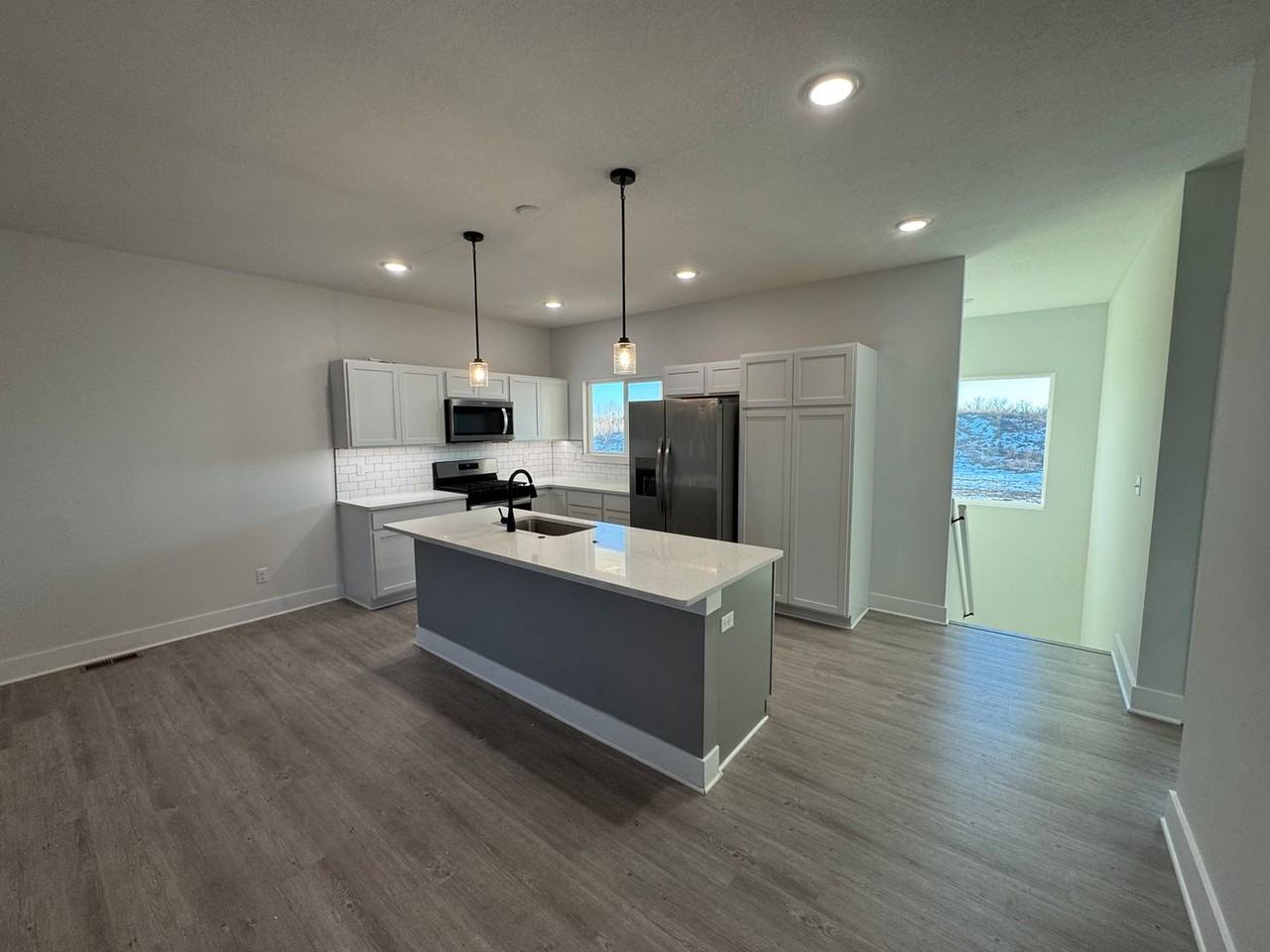 8717 E Summerside Pl - Photo 6 of 12