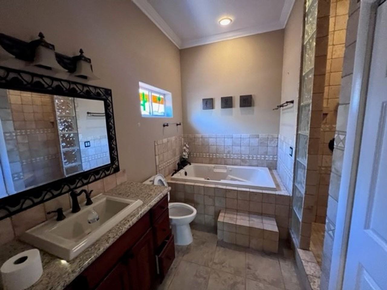 840 Riverfront Dr - Photo 7 of 31