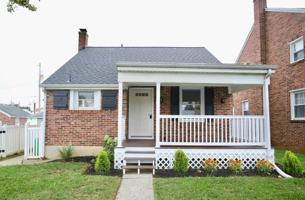 featured image of 1217 E Poplar St