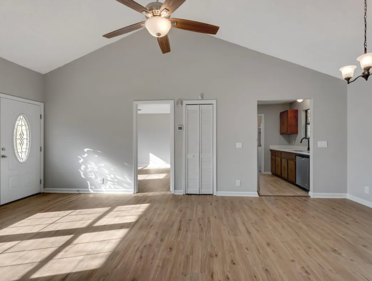 3524 Shady Side Dr - Photo 2 of 22