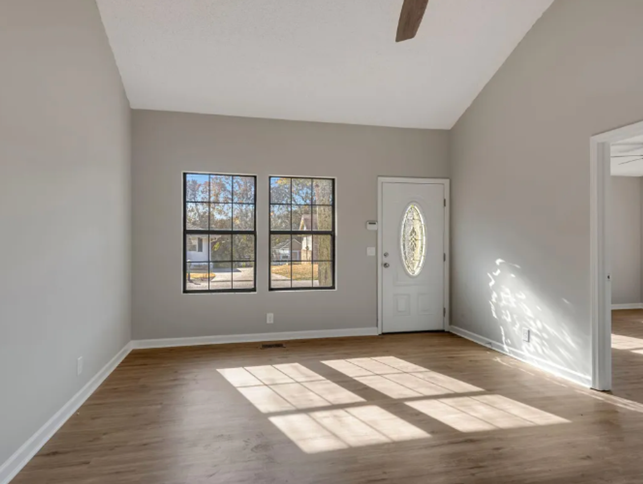 3524 Shady Side Dr - Photo 3 of 22
