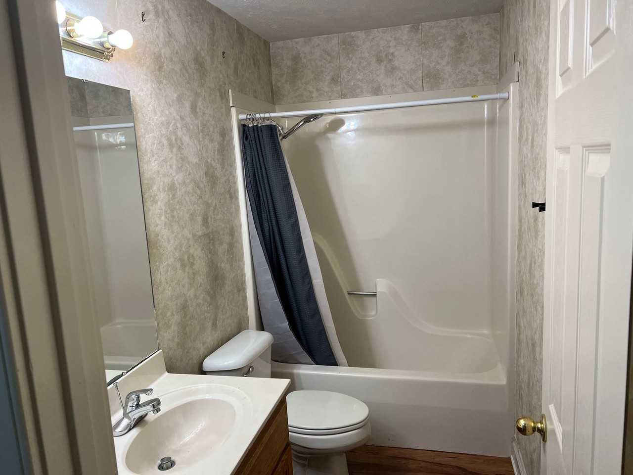 371 Farris Rd #B - Photo 7 of 10