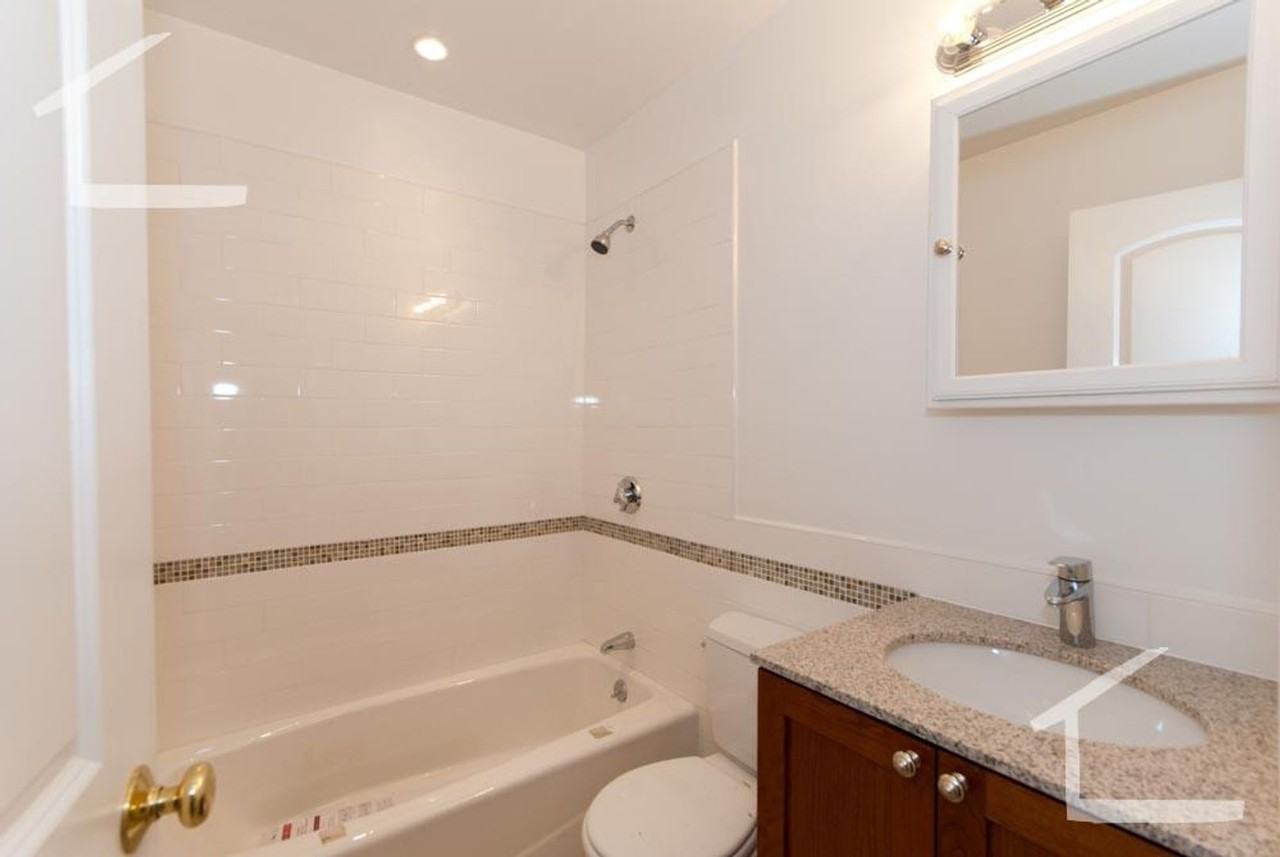 21 Glenville Ave - Photo 7 of 8