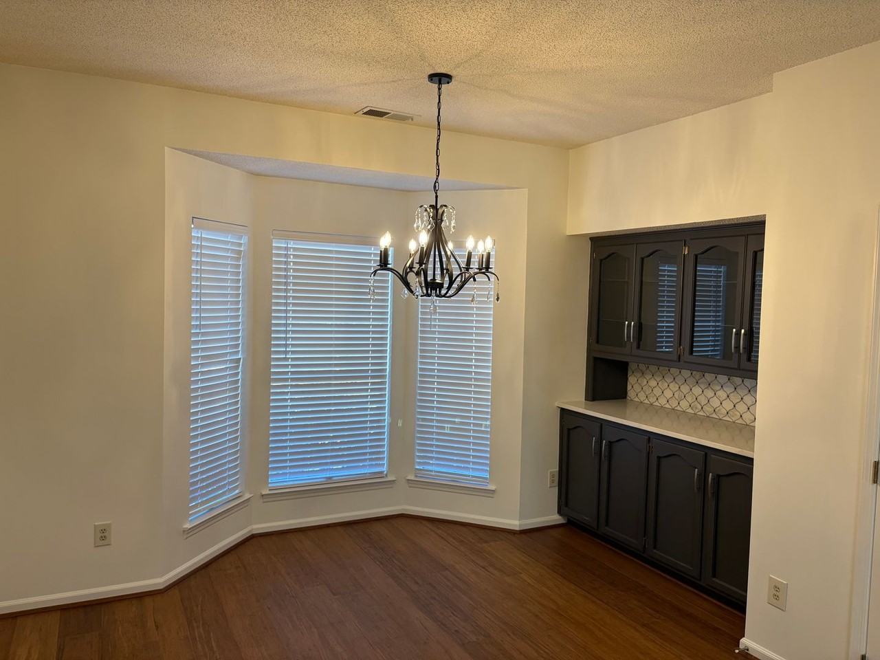 3905 Knollwood Trce - Photo 4 of 28