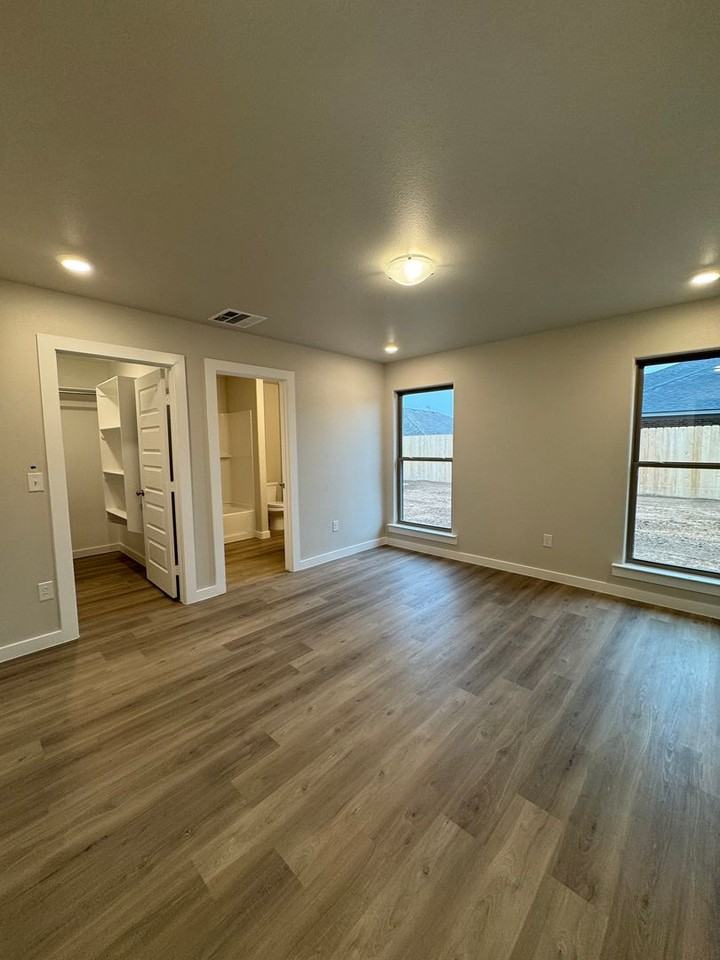 6506 Blueberry Way - Photo 6 of 17