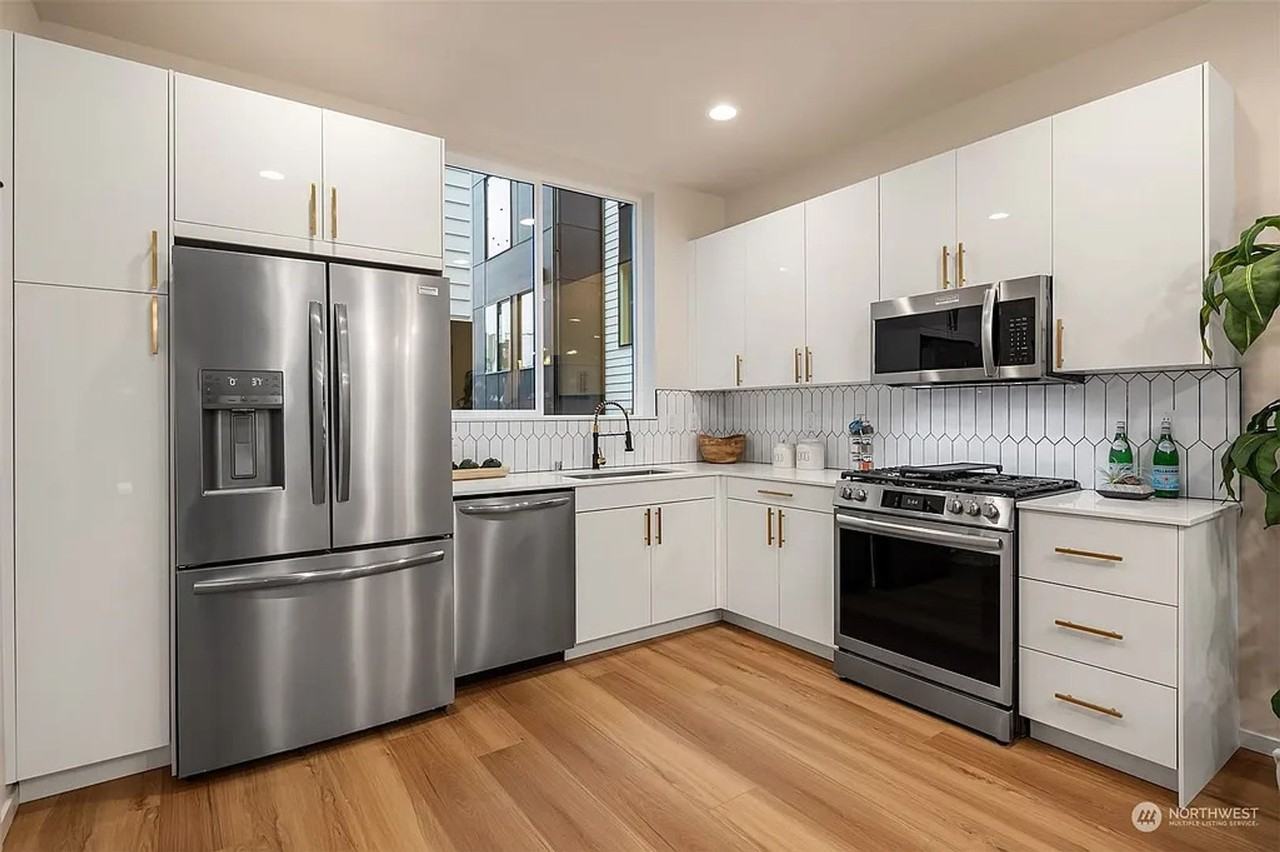 5615 9th Ave Nw - Photo 4 of 16