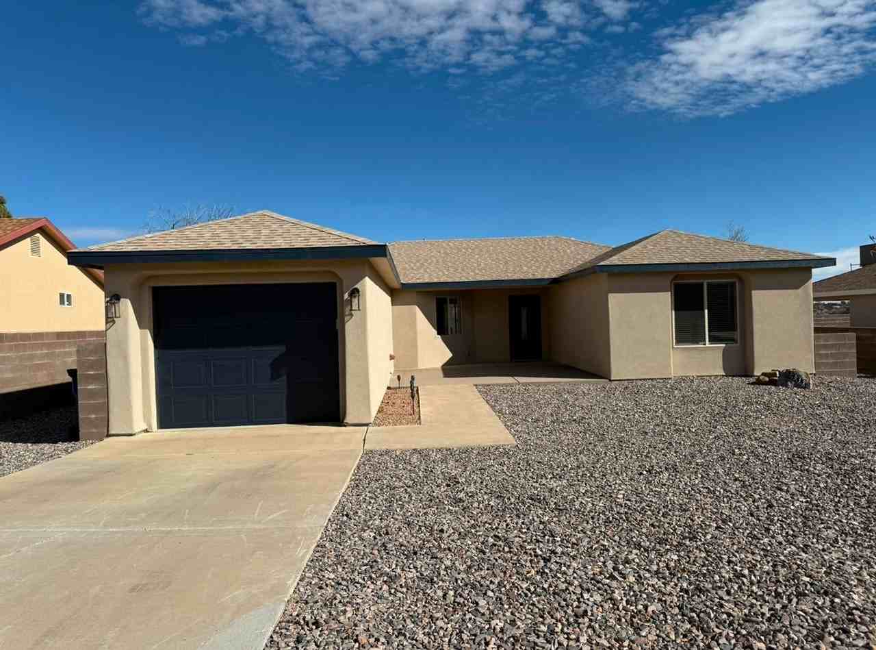 512 Los Pinos - Photo 5 of 7