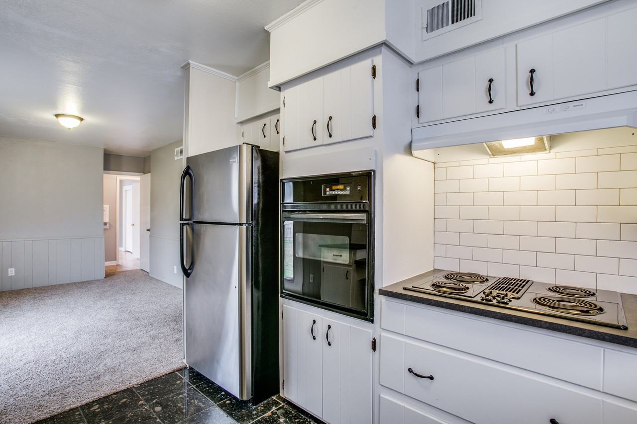 404 Valley Dr #NA - Photo 7 of 19