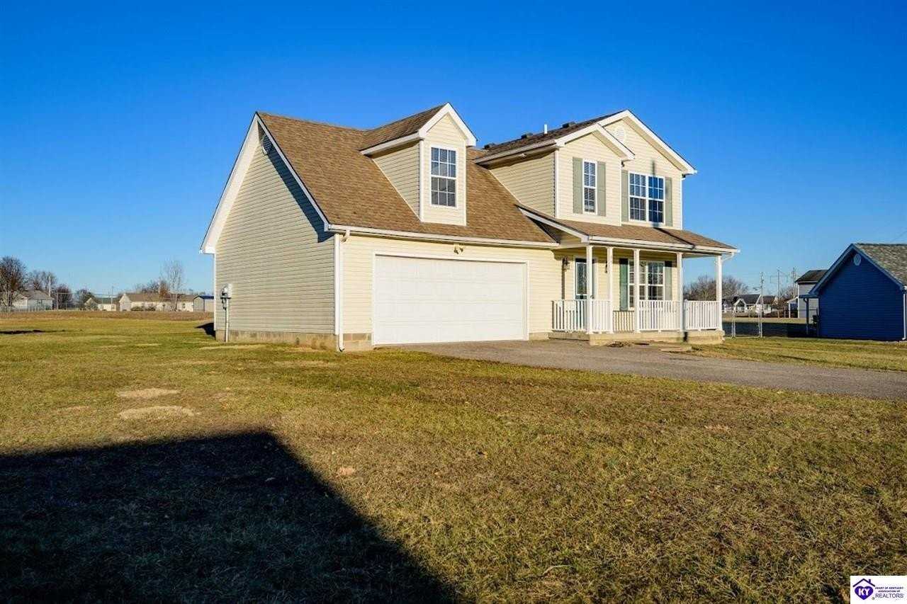 66 Marilyn Monroe Ct - Photo 2 of 18