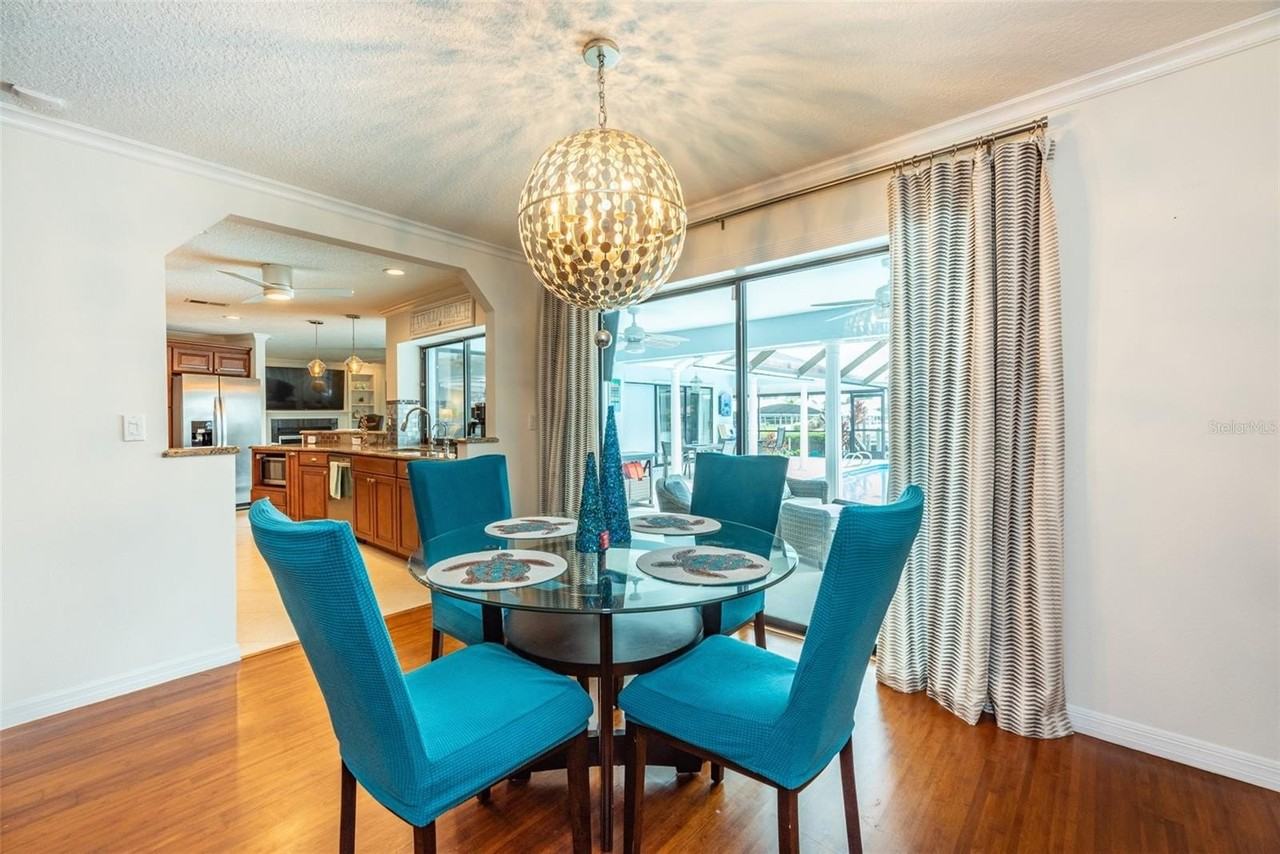 910 Chipaway Drive - Photo 6 of 39