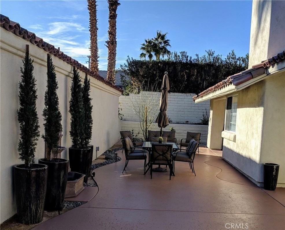 43695 Calle Las Brisas W - Photo 2 of 15