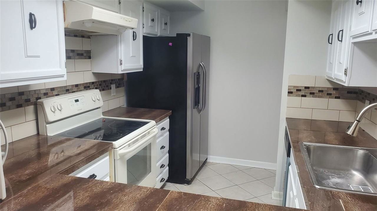 4491 Crystal Lake Dr #B205 - Photo 2 of 8