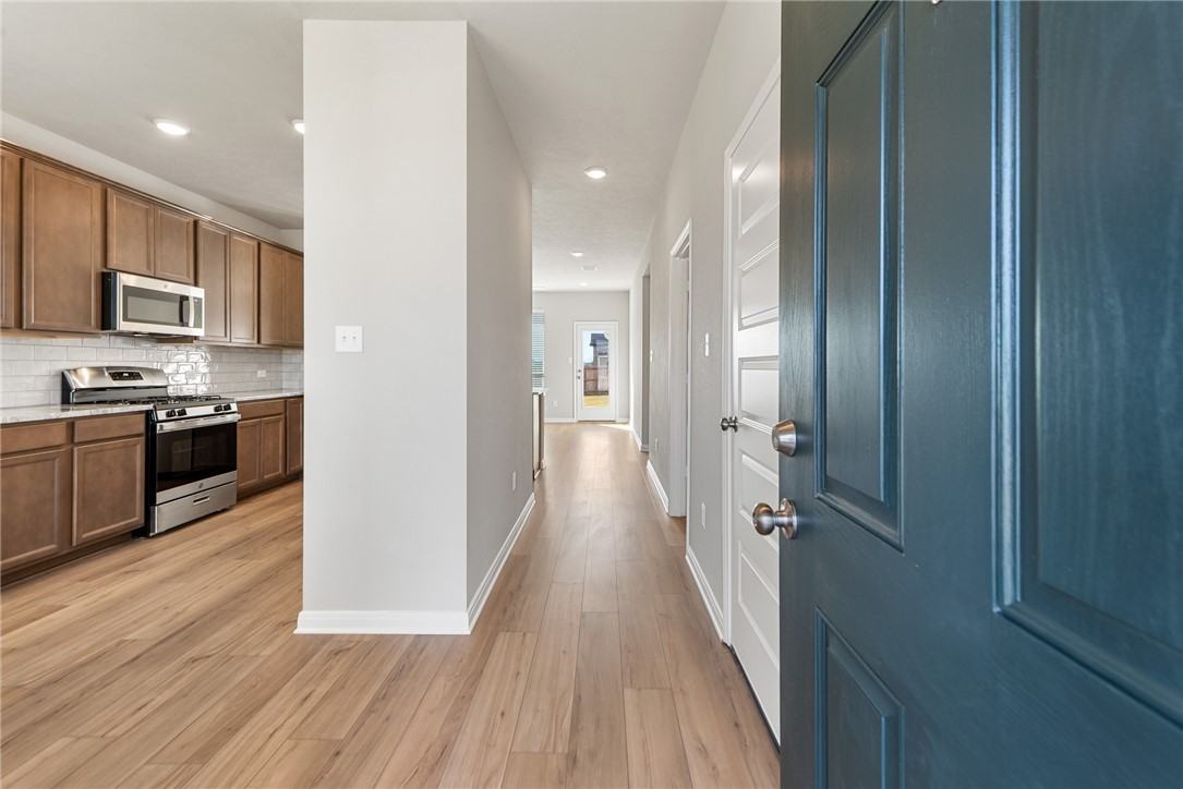 216 Whaley St - Photo 3 of 20