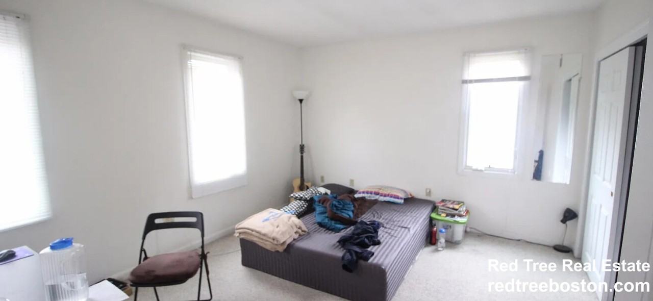 7 Etna St - Photo 5 of 12