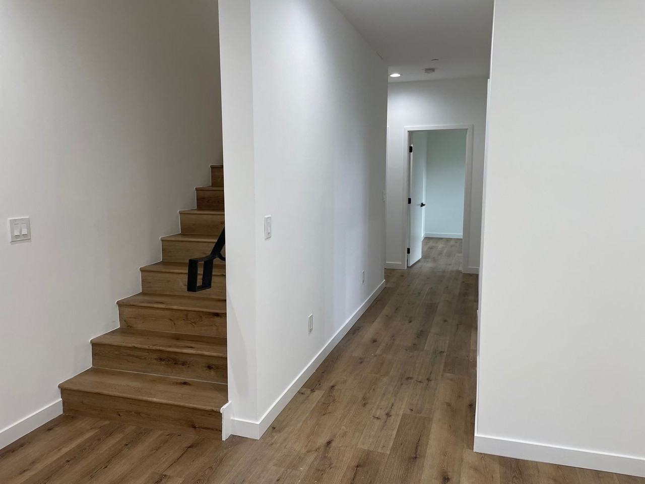 341 North Kenmore Avenue - Photo 5 of 27