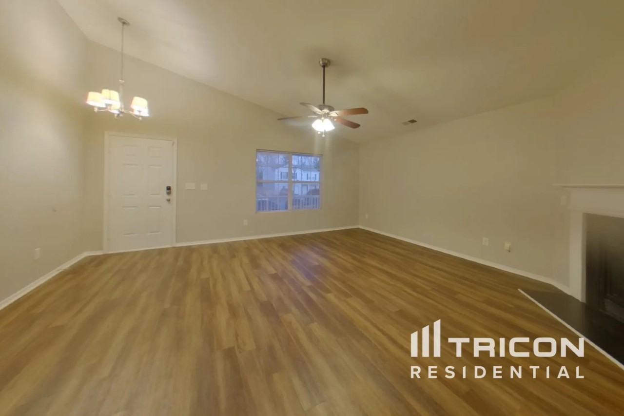 16310 Circlegreen Drive Charlotte NC - Photo 3 of 19