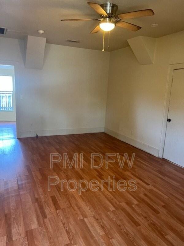219 1/2 S Montreal Ave - Photo 2 of 11