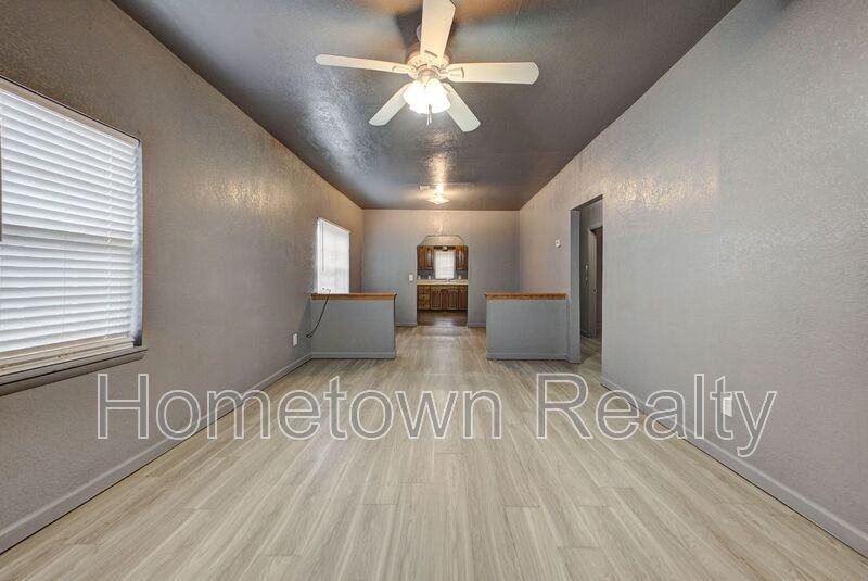 321 Se 25th St - Photo 4 of 31