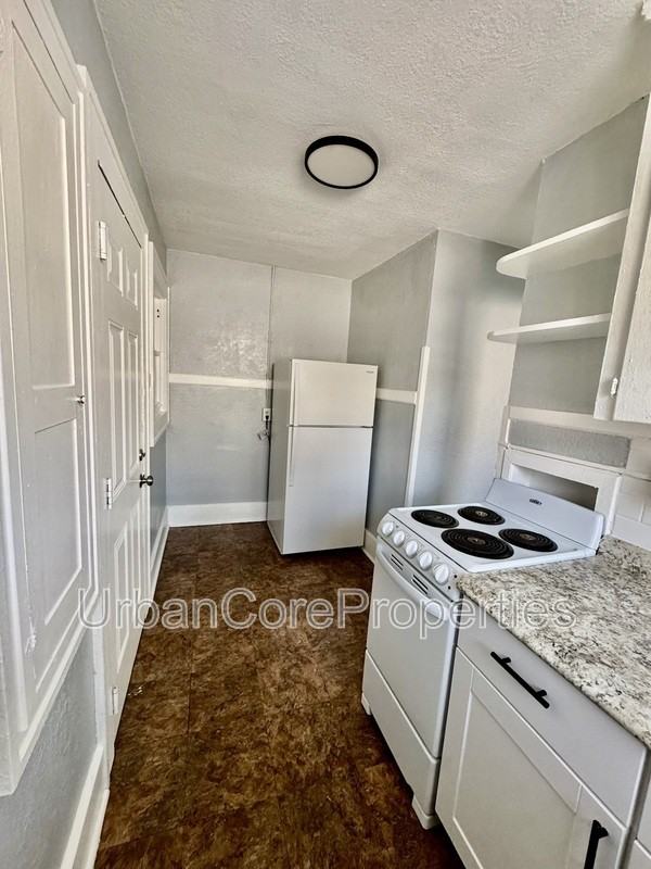 610 5th Ave N #31 - Photo 3 of 8