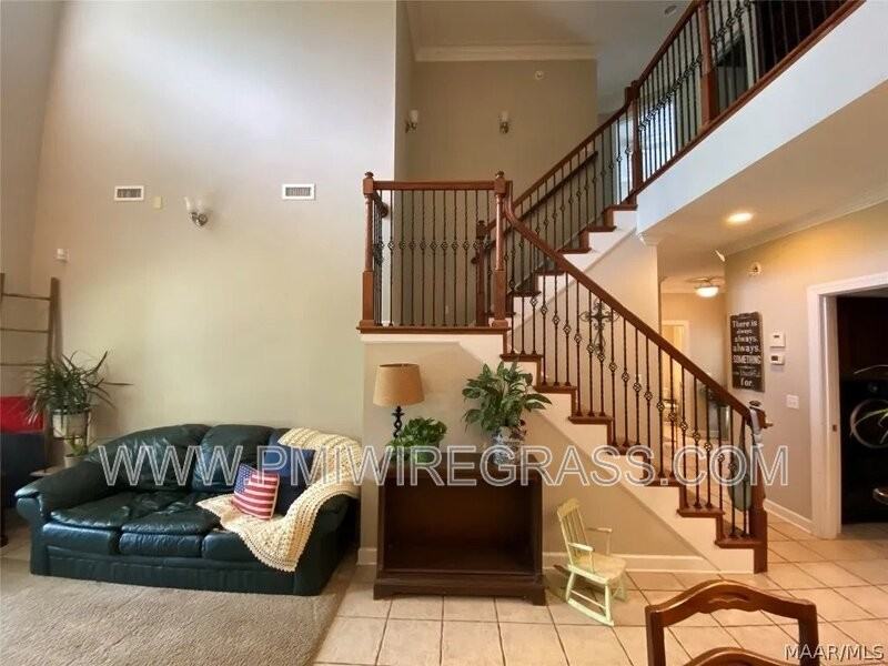 225 Charleston Dr - Photo 7 of 19