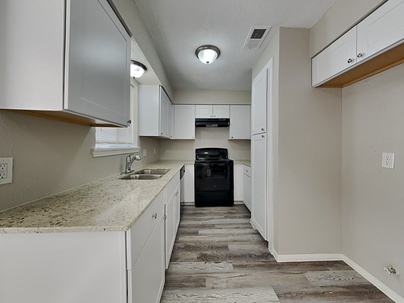 23034 Earlmist Dr - Photo 4 of 16