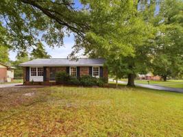 featured image of 4136 Kingsland Cir