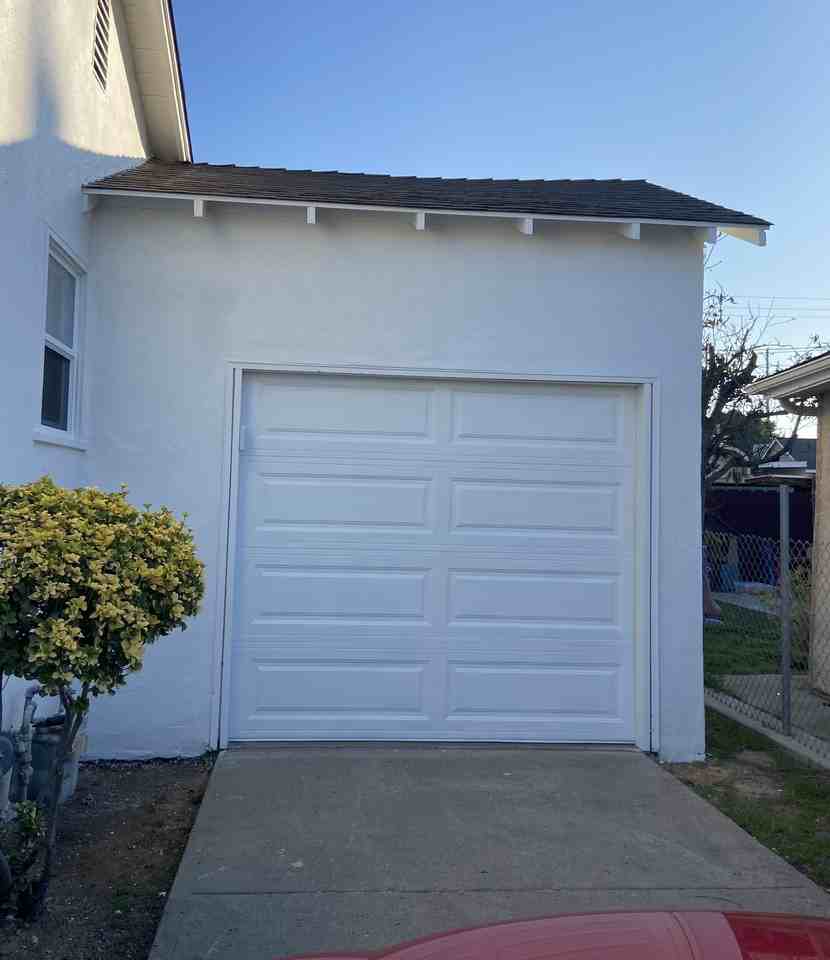 1222 D St - Photo 2 of 6