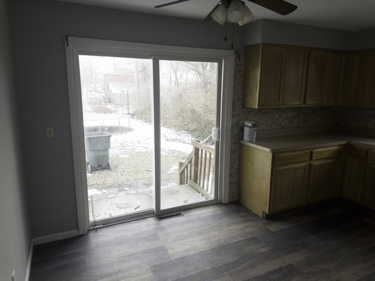 1515 E 193rd St - Photo 3 of 17