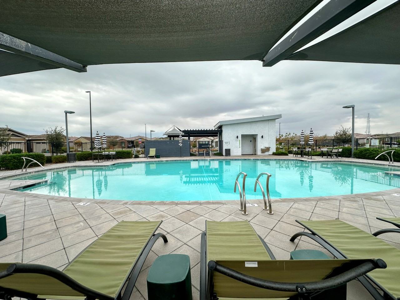 2517 E Pelican Dr - Photo 4 of 47