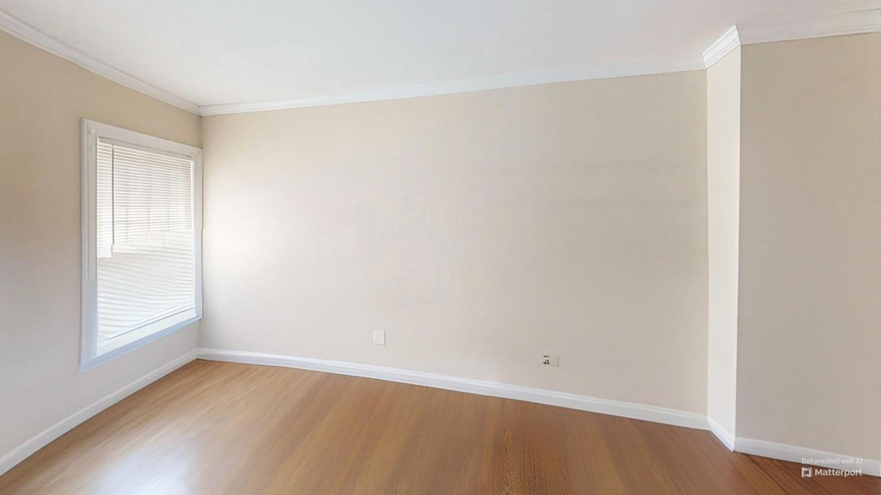 2974 Washington St #1 - Photo 5 of 7