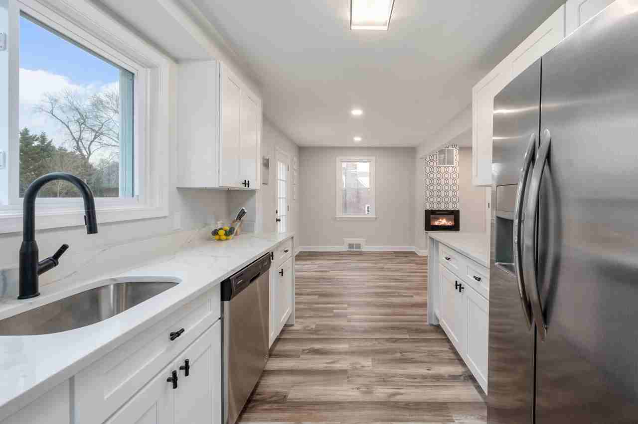 2816 Schooley Dr #NA - Photo 2 of 33