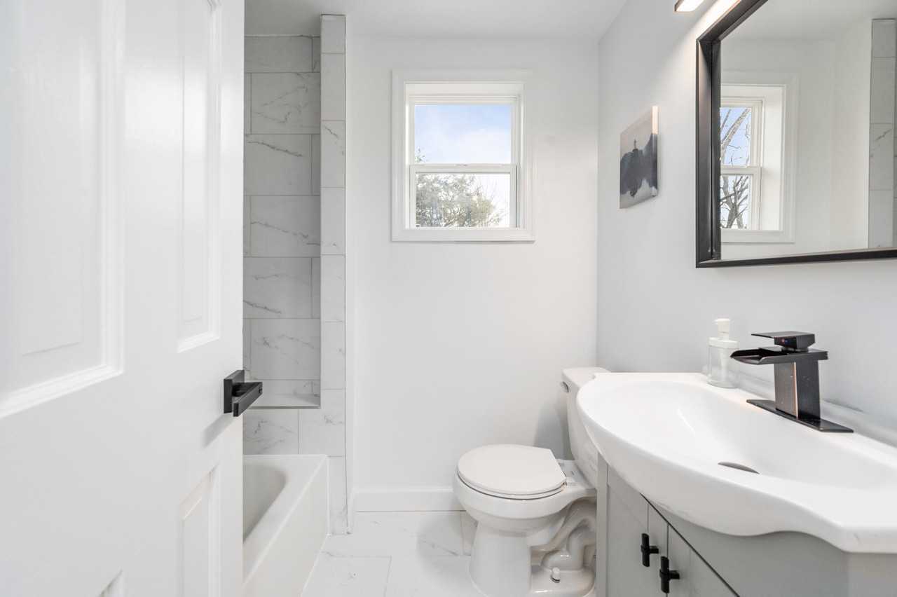 2816 Schooley Dr #NA - Photo 3 of 33