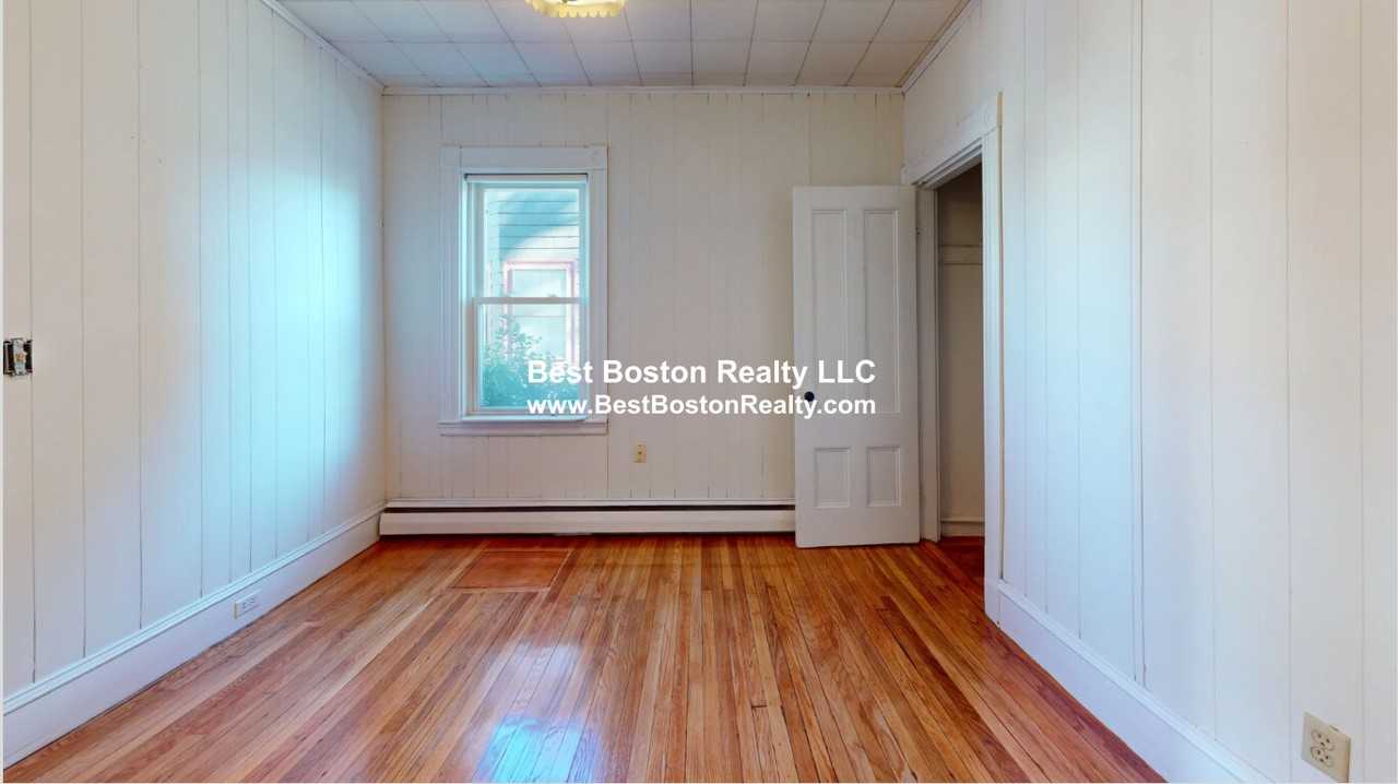 5 Aldie St #1 - Photo 7 of 10