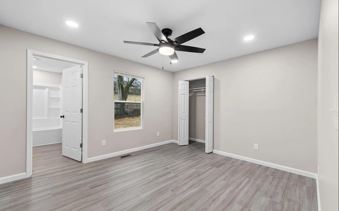 302 Susong Dr #NA - Photo 7 of 14