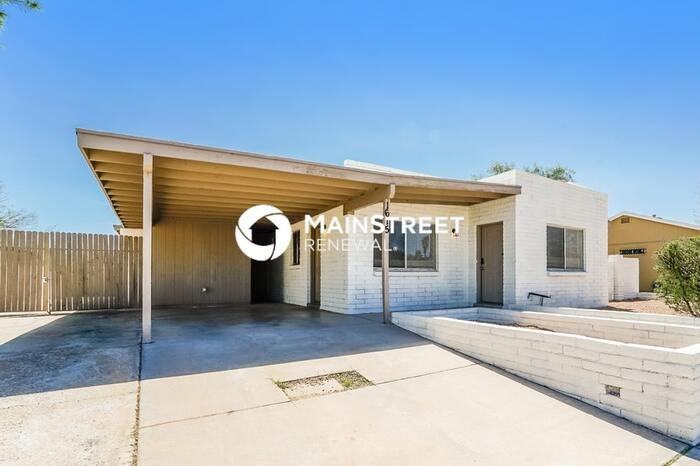 1615 W Calle Guadalajara - Photo 3 of 16