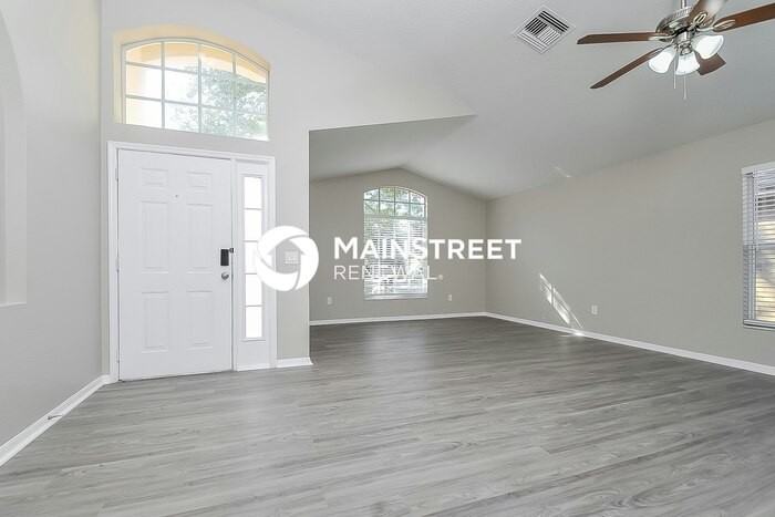 10108 Somersby Dr - Photo 3 of 16