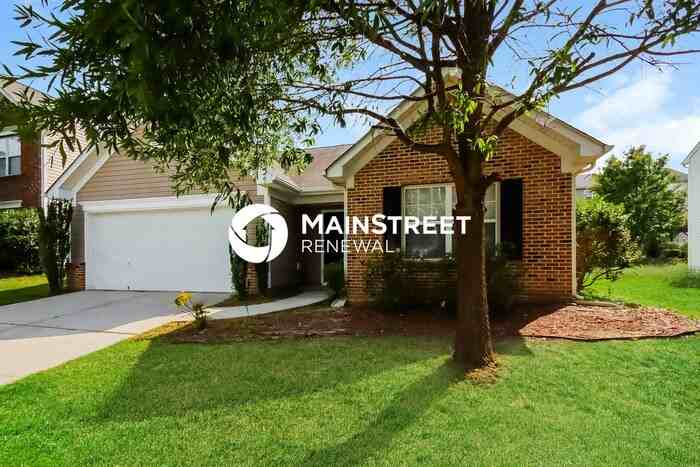 9448 Grand Oaks St Nw - Photo 3 of 16