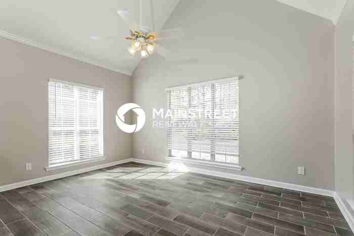 12379 Riviera Dr - Photo 3 of 16