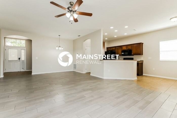 2229 Country Manor St - Photo 3 of 16