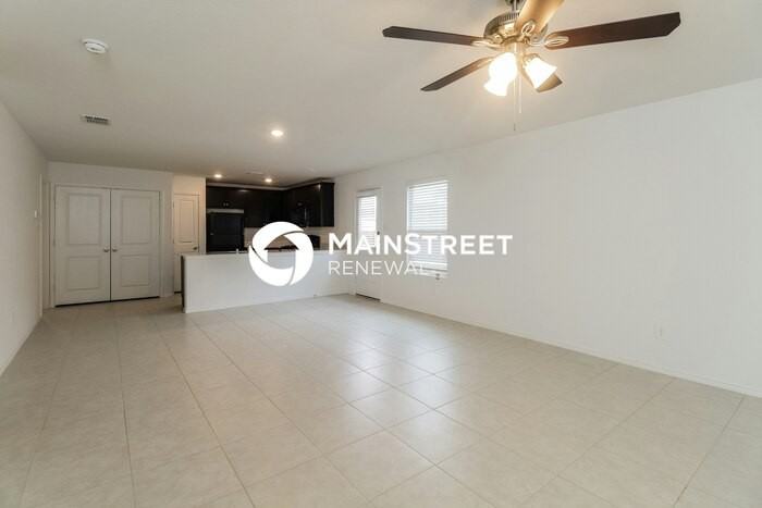 2967 Wallace Wells Ct - Photo 3 of 16