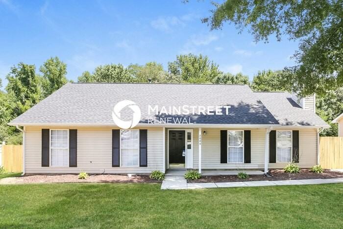 2608 Kilbourne Dr - Photo 2 of 14