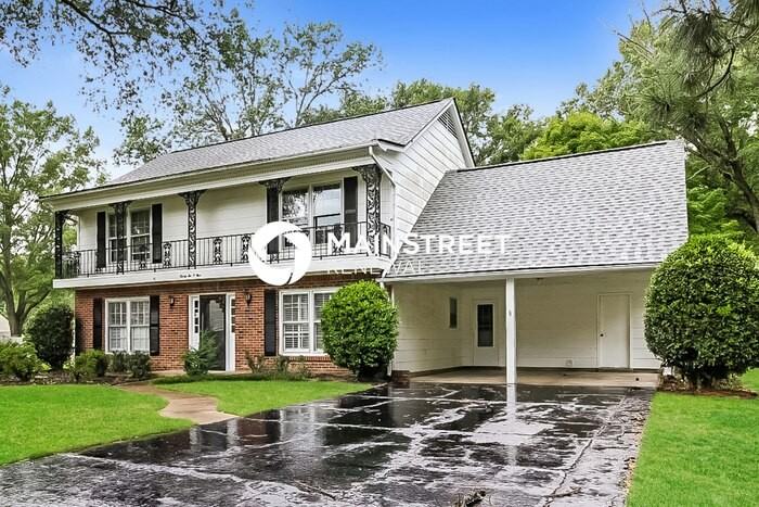 2609 Lanrick Cv - Photo 2 of 17