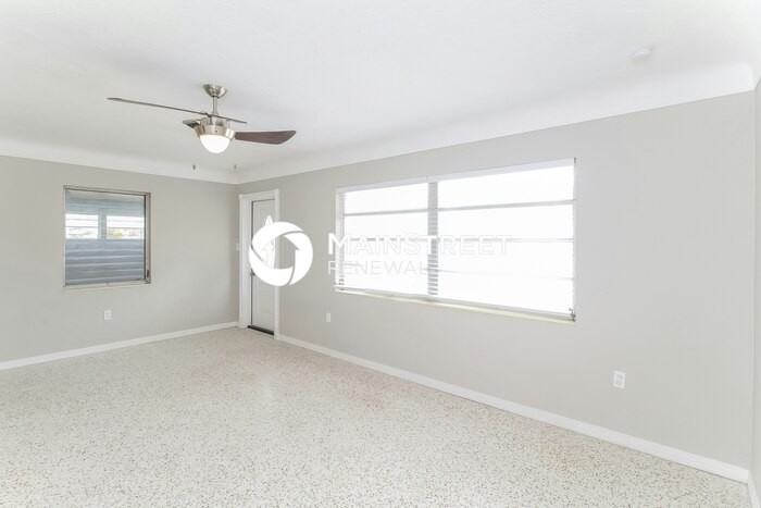 2414 Foster Ln - Photo 3 of 16