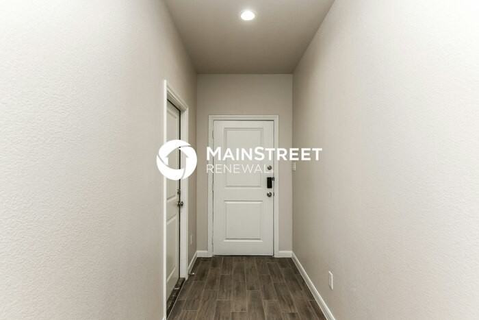 504 E Ramsey Ave - Photo 3 of 16